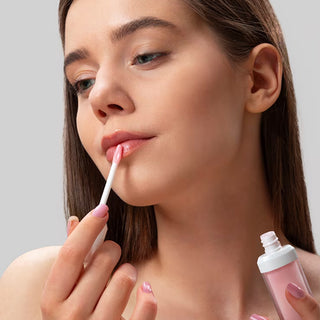 LIP GLOSS