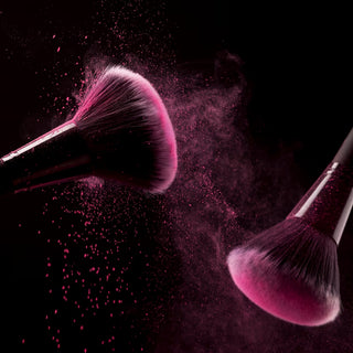 MAKEUP BRUSH