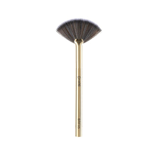 Mars Artist's Arsenal Professional Fan Brush For Face Highlighting | Precise Synthetic Brushes | Feather Soft Touch | Perfect For Highlighting | Luxe Packaging Makeup Brush (Golden)